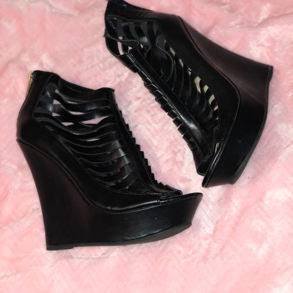 Wedges - Picture 2 of 4